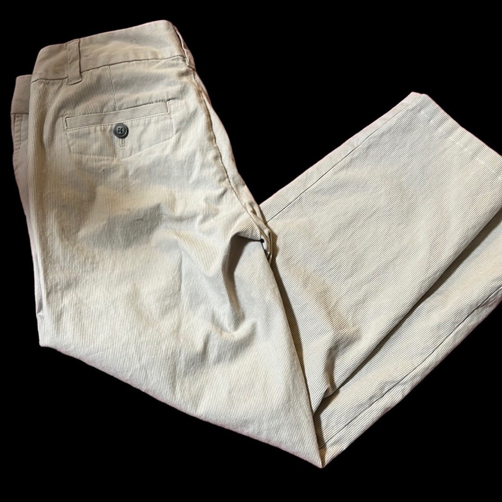 Gap stretch cropped leg  khaki corduroy pants   Great condition NWOT